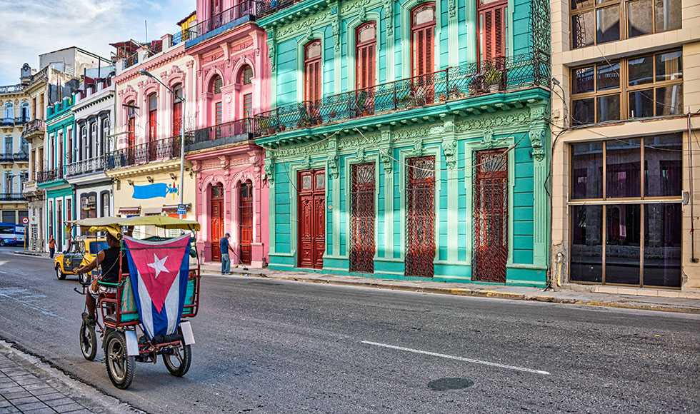 Российское посольство просит власти Кубы не отправлять российских туристов на изоляцию