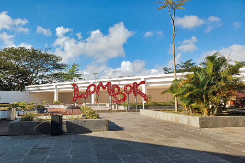 В Малайзию к островам и водопадам